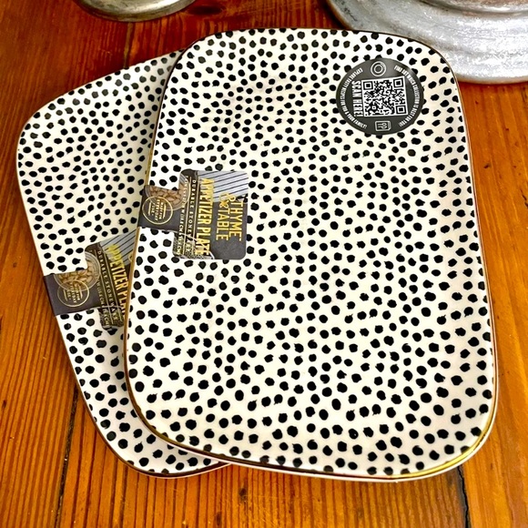 Thyme and Table Other - 2 Thyme & Table Appetizer Plates